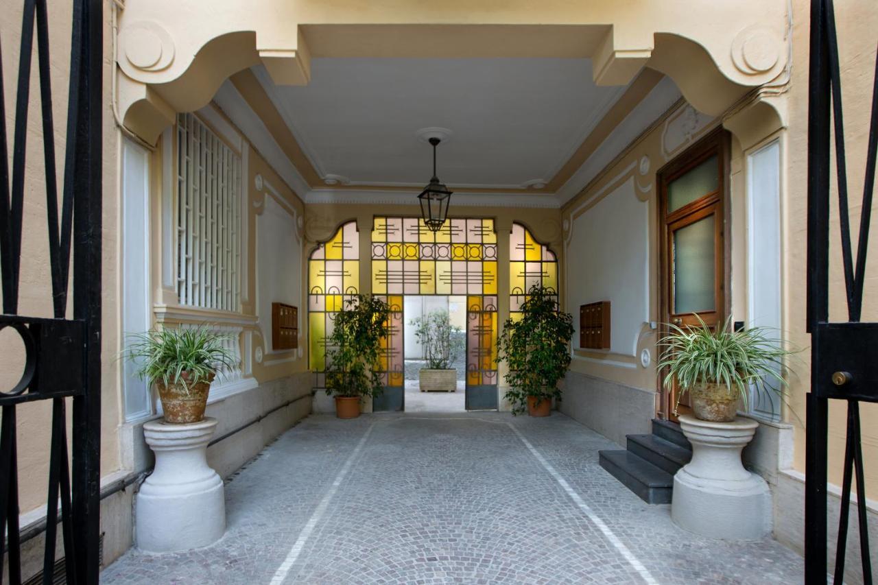 Cocomorghen Apartment Napoli Bagian luar foto