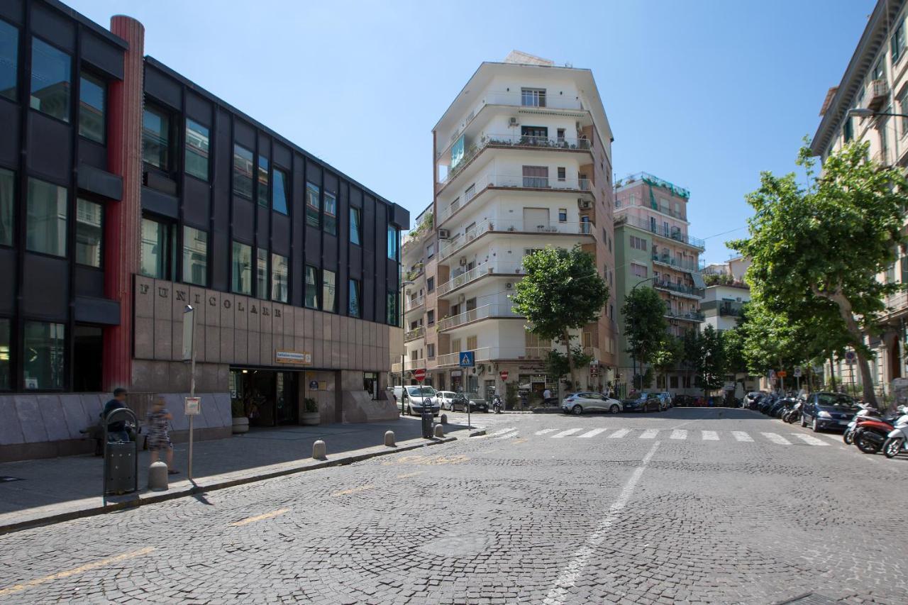 Cocomorghen Apartment Napoli Bagian luar foto