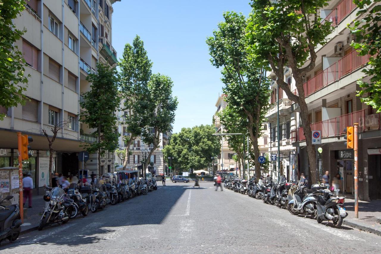 Cocomorghen Apartment Napoli Bagian luar foto