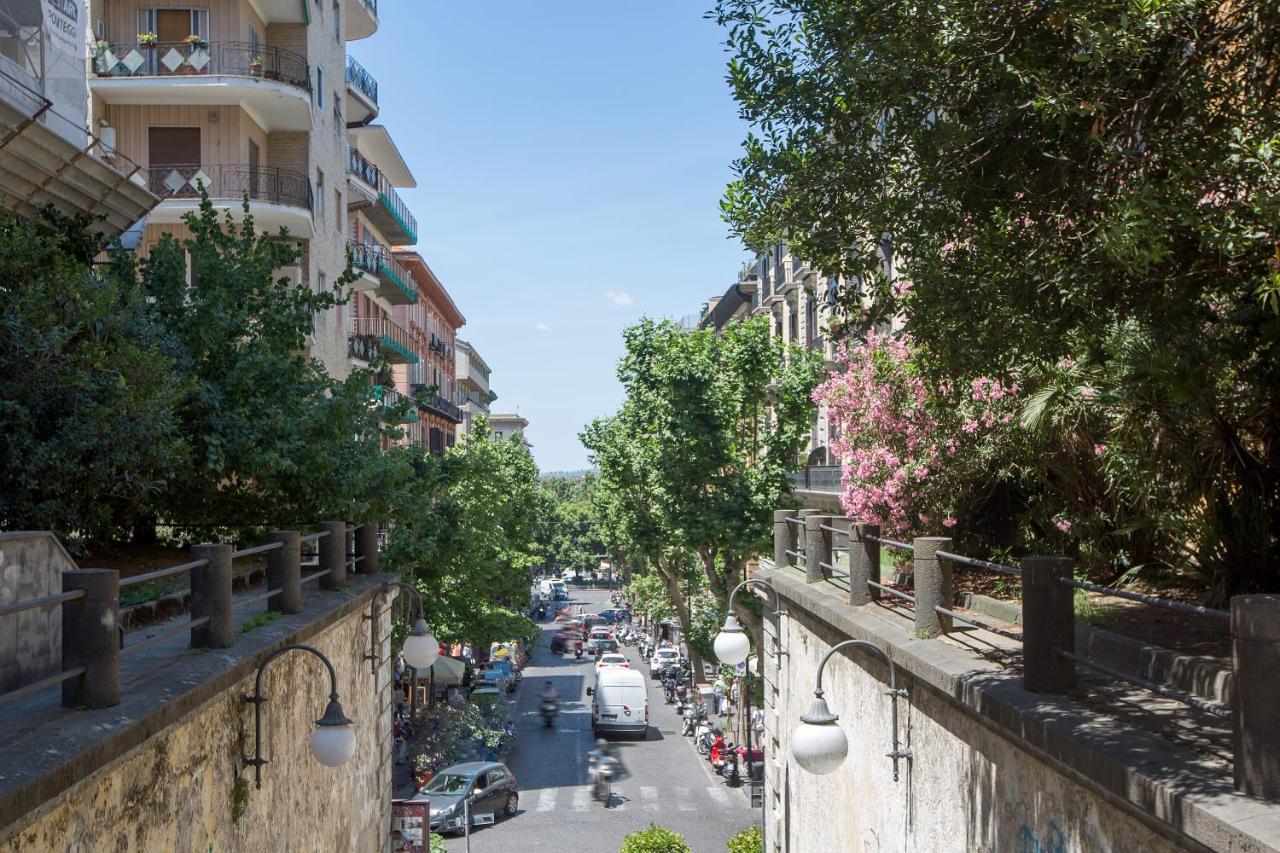 Cocomorghen Apartment Napoli Bagian luar foto
