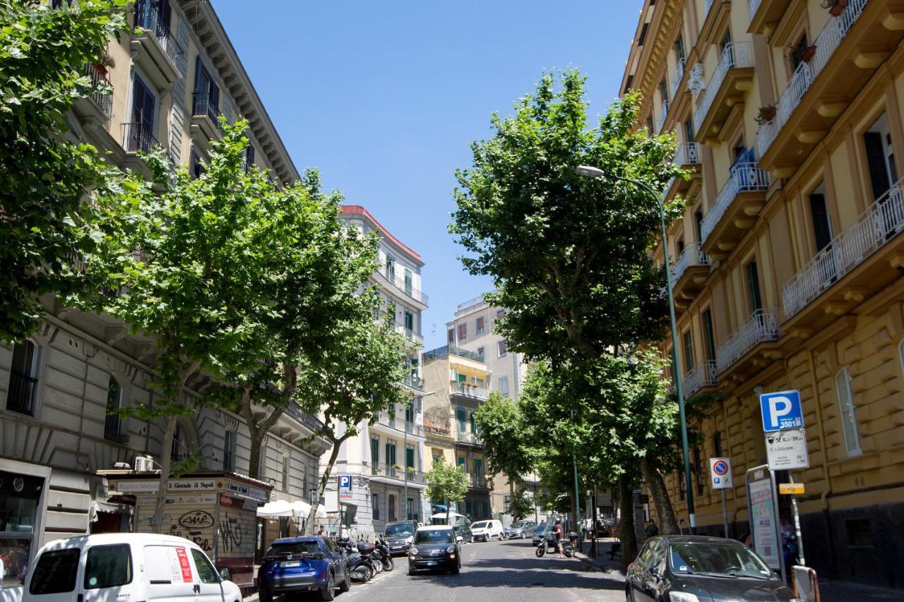 Cocomorghen Apartment Napoli Bagian luar foto