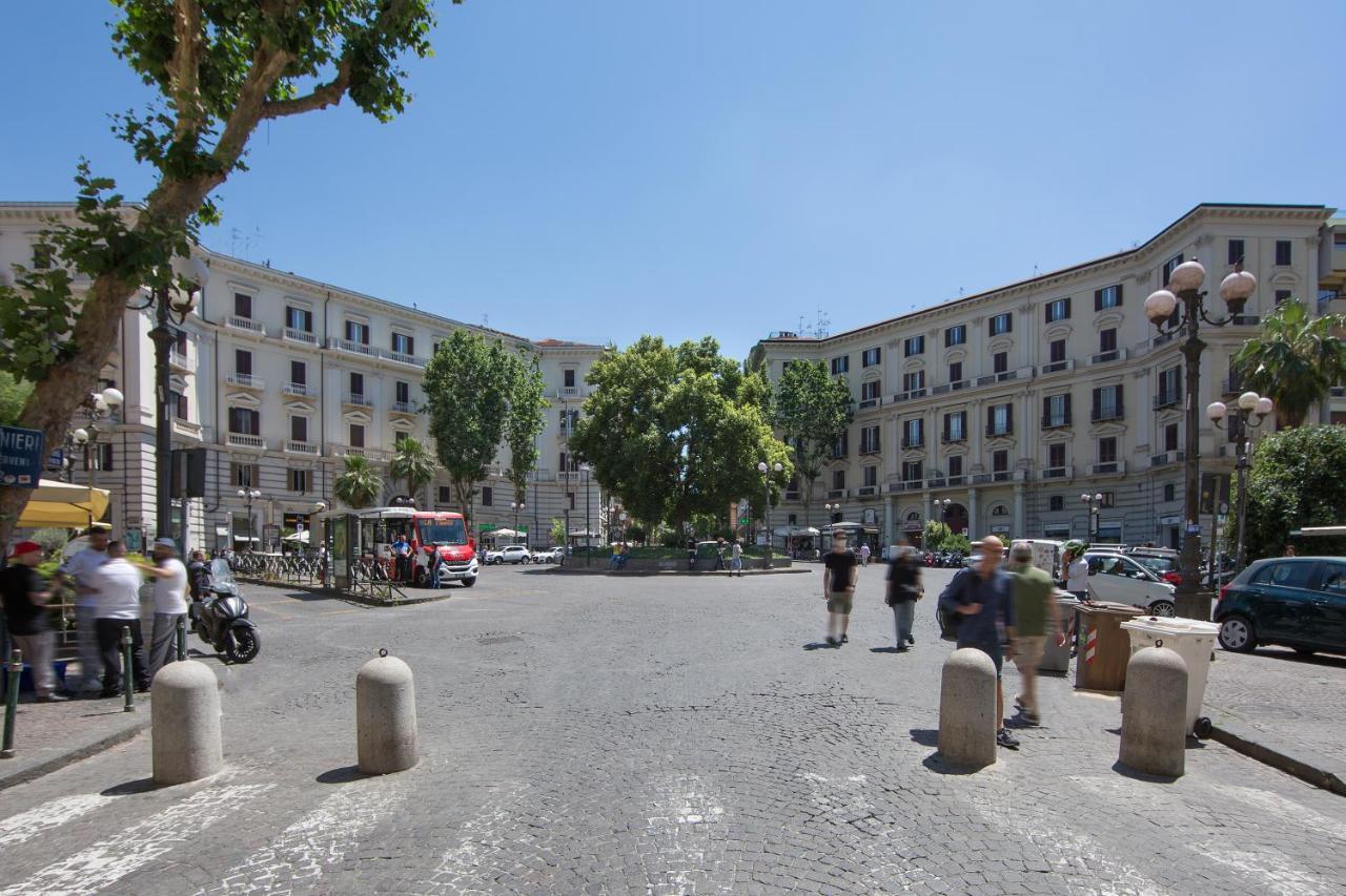 Cocomorghen Apartment Napoli Bagian luar foto